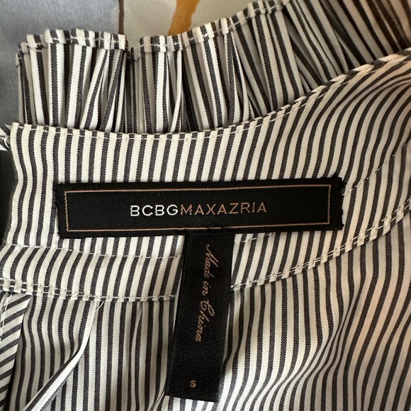 BCBG MaxAzria blouse - Picture 6 of 6
